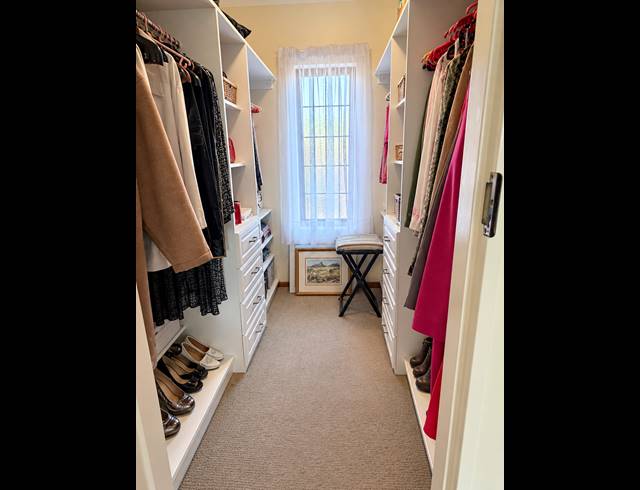 2 BEDROOM TOWNHOUSE FOR SALE IN AMBER VALLEY